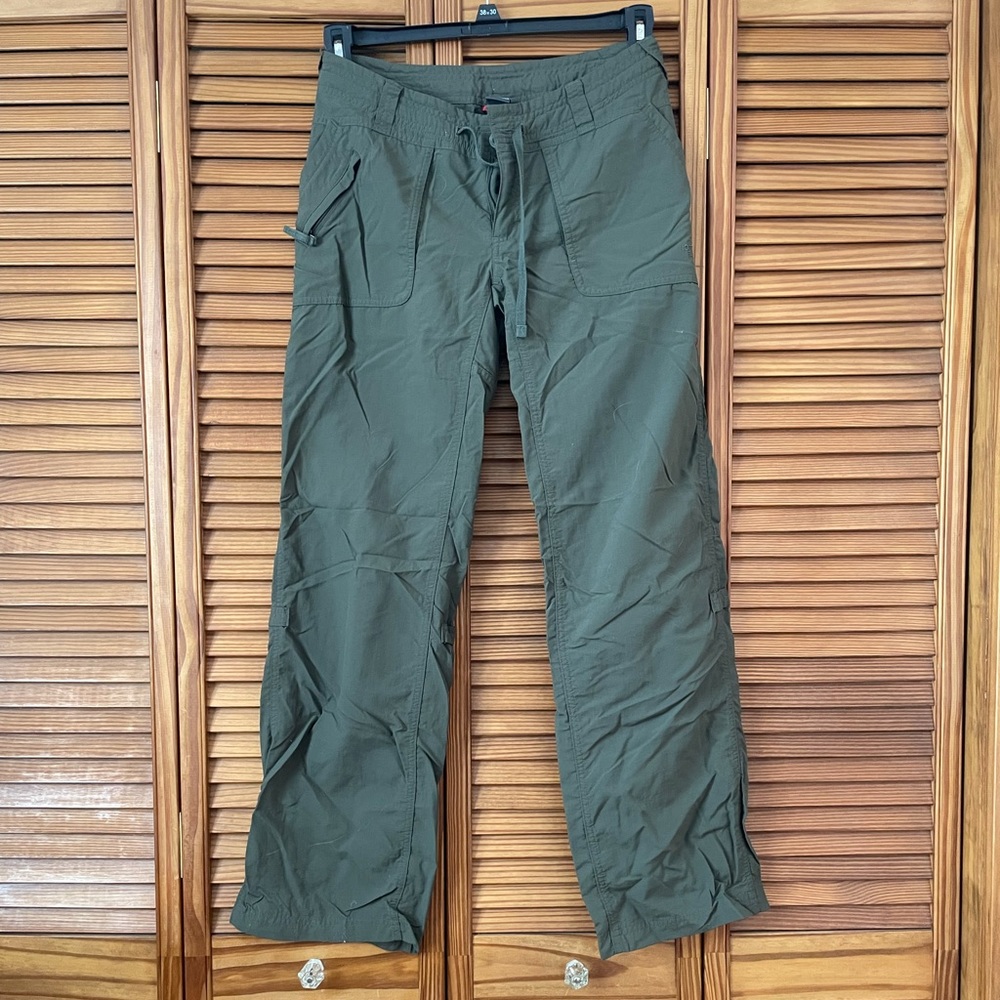The North Face Hiking Pants Size 4
